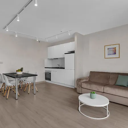Olea Prestige Aparthotel 4*