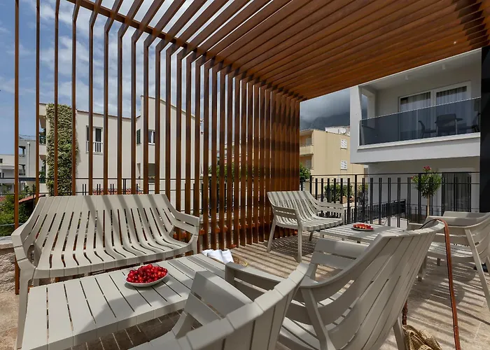 Olea Prestige Aparthotel 4*
